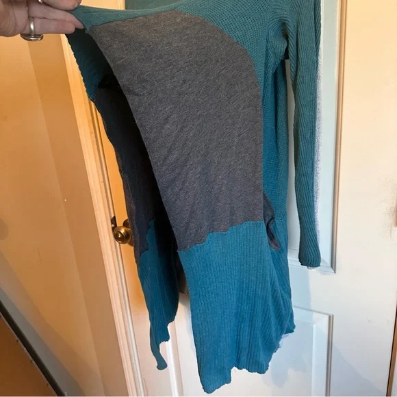 Sparrow by Anthropologie size L teal, grey and black hi low sweater - Picture 6 of 11